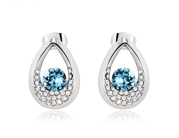 ERFA182 Classical Charm Tears in Heaven Stud Earrings