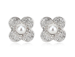 ERFA200 Vintage Charm Flower Stud Earrings