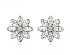 ERFA185 Classical Charm Snowflake Stud Earrings