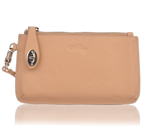 Mesh it up Solid Wristlet Bag