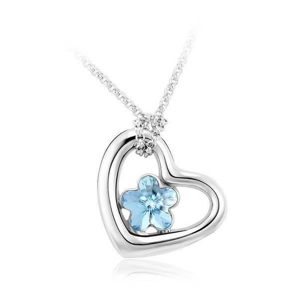 NLFA219 Charm Flower In the Heart  Pendant Necklace