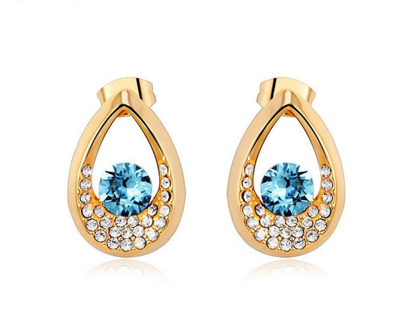 ERFA182 Classical Charm Tears in Heaven Stud Earrings