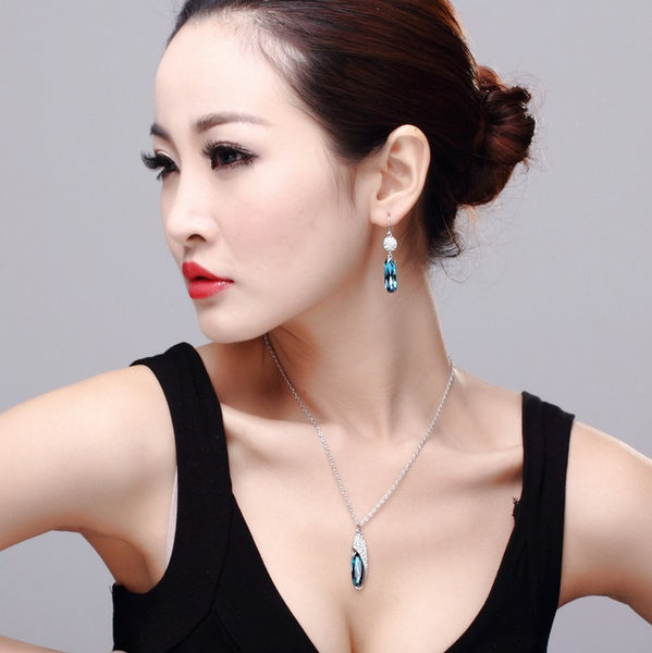 ERFA229 Fashion Charm Lantern and Water Drop Dangle Earrings