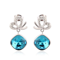 ERFA240 Fashion Charm Kiss of Love Stud Earrings