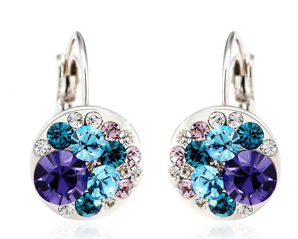ERFA218 Fashion Charm Flower in Clusters Omega-back Earrings