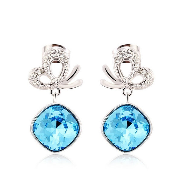 ERFA240 Fashion Charm Kiss of Love Stud Earrings
