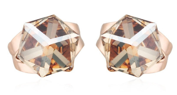 ERFA125 Fashion Charm Water Cube Stud Earrings