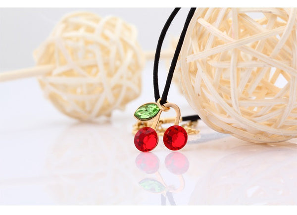 NLFA019 Charm Cherry Pendant Necklace