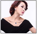 NLFA002 Charm Triangle Pendant Necklace
