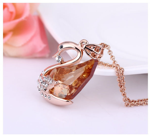 NLFA028 Charm Swan Pendant Necklace