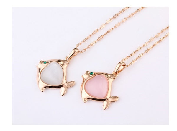 NLFA099 Vintage Fish Pendant Necklace