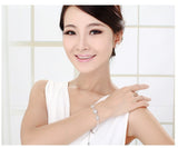 ERFA185 Classical Charm Snowflake Stud Earrings