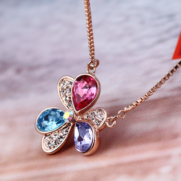 NLFA072 Charm Flower Pendant Necklace