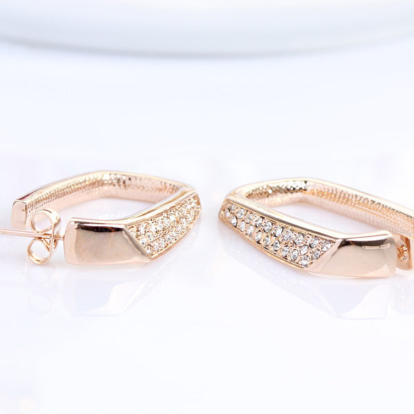 ERFA010 Vintage Charm Hook Stud Earrings