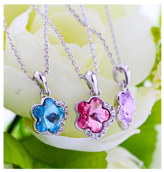 NLFA207 Charm Flower  Pendant Necklace