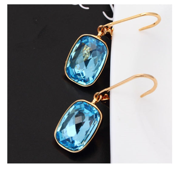 ERFA158 Vintage Charm Spirit Omega-back Earrings