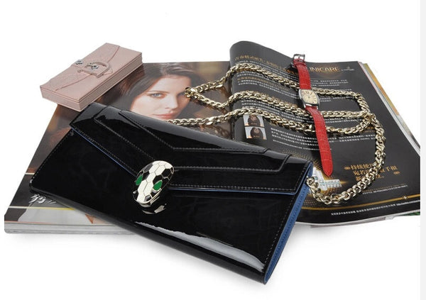 Quintessential Snake Queen Solid Clutch