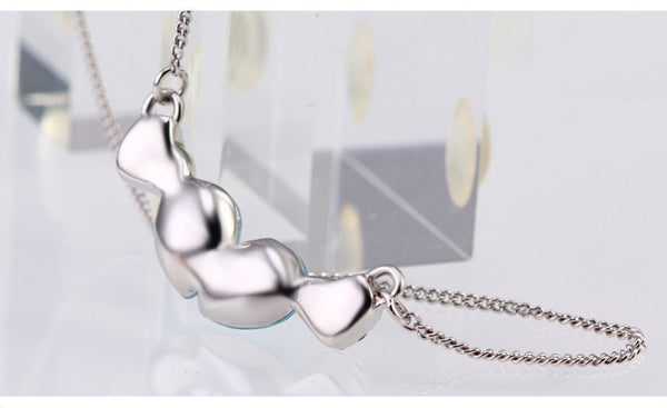 NLFA122 Fashionable Angel Linked Hearts Pendant Necklace