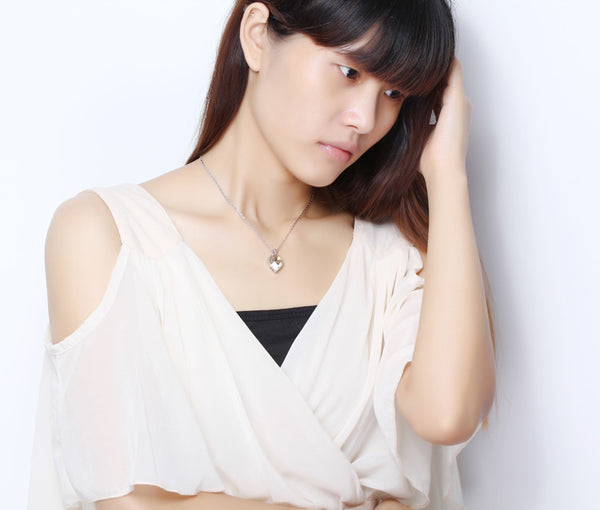 NLFA060 Charm Water Drop Pendant Necklace