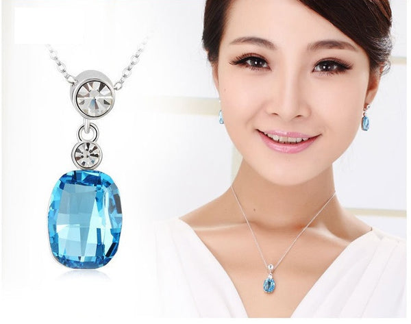 NLFA194 Charm Stone Pendant Necklace