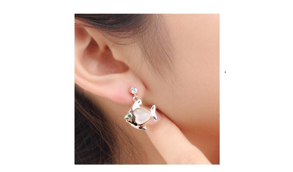 ERFA114 Classical Charm Bubble Fish Stud Earrings