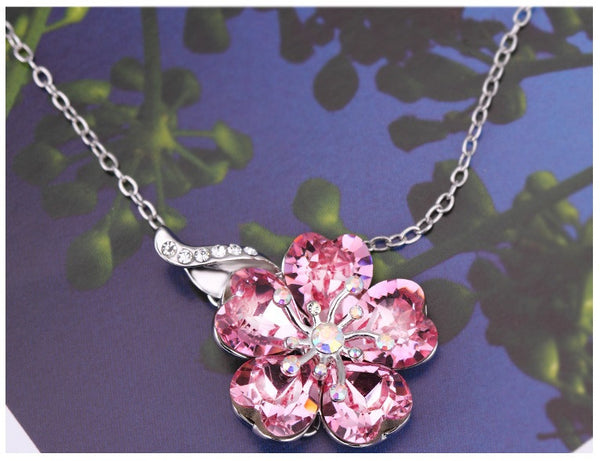 NLFA084 Charm Sakura Pendant Necklace