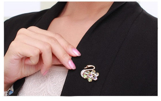 JRFBC004 Fashion Charm Swan Brooch