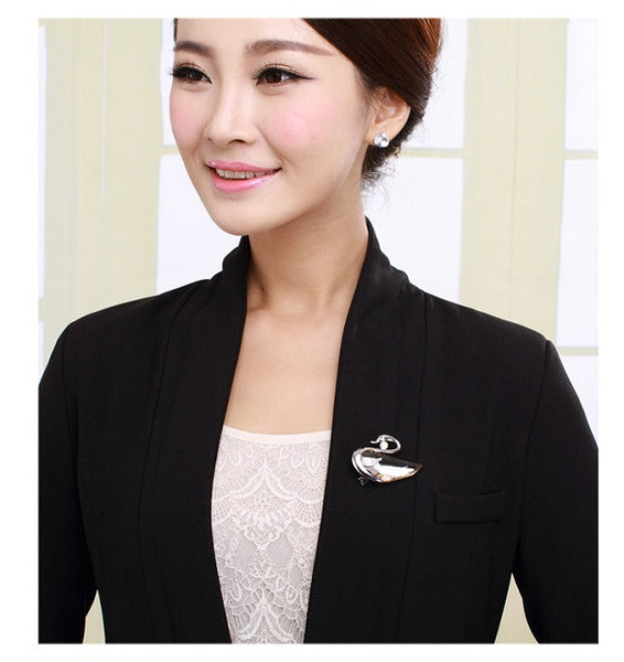 JRFBC014 Fashion Charm Swan Brooch