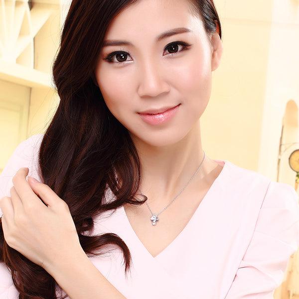 NLFA096 Fashion Snow Cross Pendant Necklace
