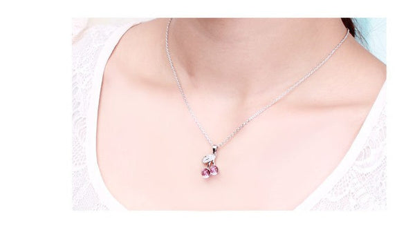 NLFA172 Vintage Branch of Cherry Pendant Necklace