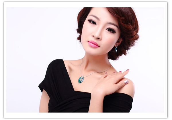 NLFA009 Charm Blue Full Moon Pendant Necklace