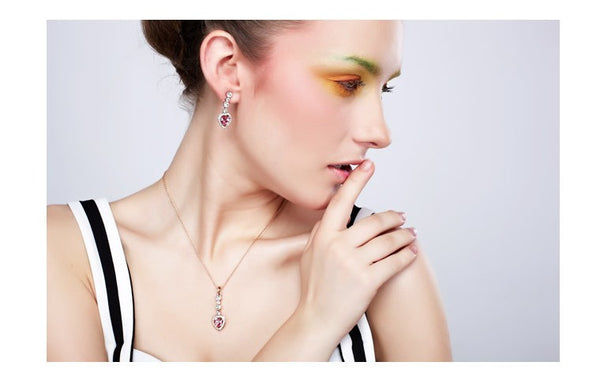ERFA224 Fashion Charm Heart Stud Earrings