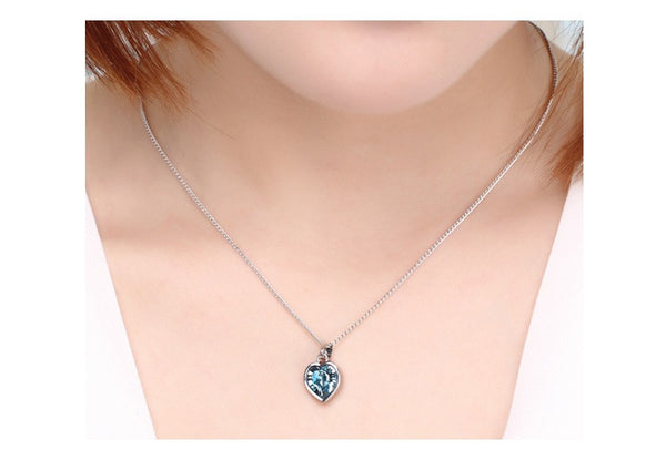 NLFA121 Classical Heart Classical Love Pendant Necklace