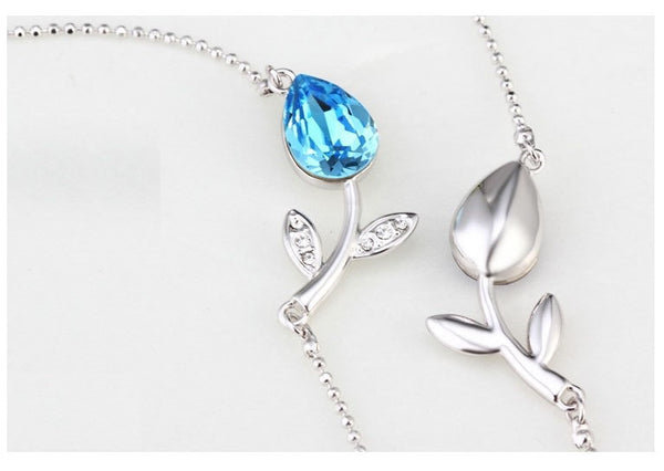 NLFA187 Charm Branch Pendant Necklace