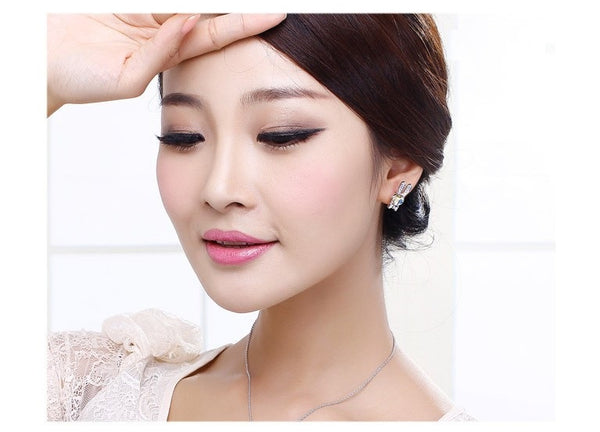 ERFA220 Fashion Charm Rabbit with Long Ears Stud Earrings