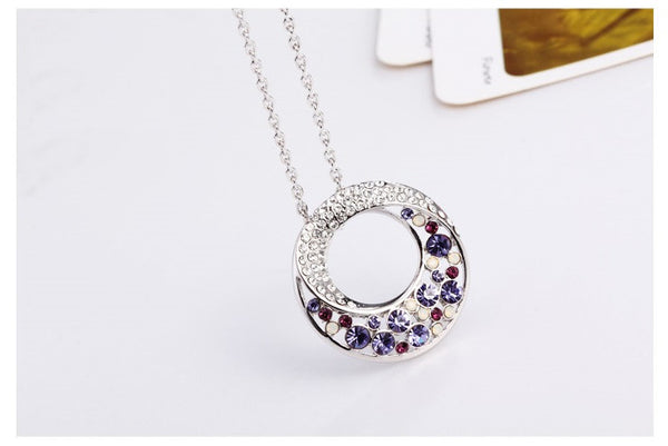 NLFA218 Charm Fancy Circle Pendant Necklace