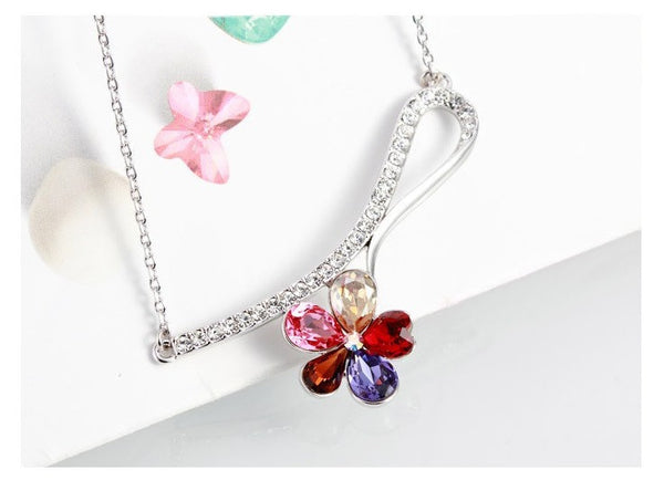 NLFA228 Charm Five-Leaf Clover Pendant Necklace Sweater Chain