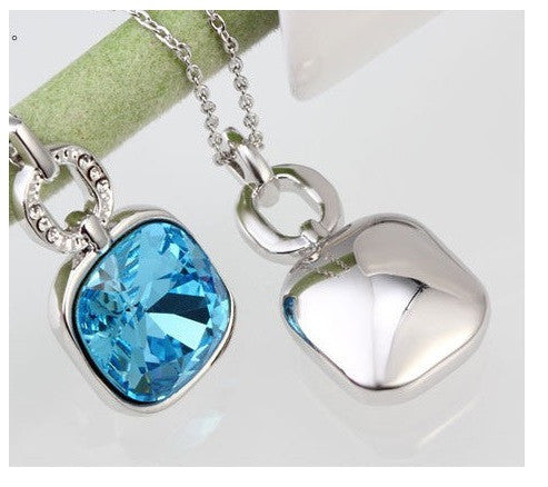 NLFA198 Fashion Charm Pendant Necklace