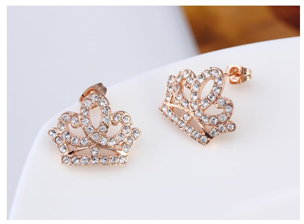 ERFA092 Vintage Charm Crown Stud Earrings