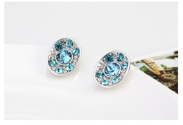 ERFA179 Fashion Charm Lotus Stud Earrings