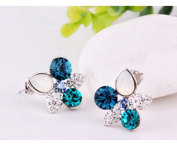 ERFA144 Fashion Charm Five-Leaf Clover Stud Earrings