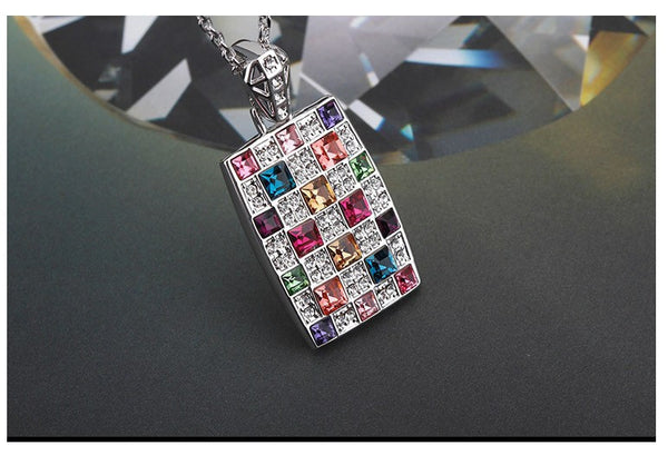 NLFA025 Palette of Love Pendant Necklace