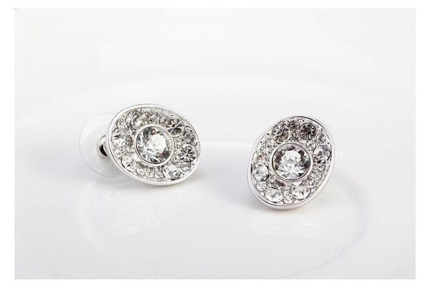 ERFA179 Fashion Charm Lotus Stud Earrings