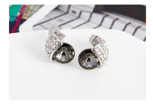 ERFA168 Fashion Charm Girl in Headcloth Stud Earrings