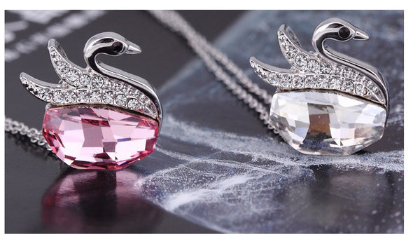 NLFA066 Charm Swan Pendant Necklace