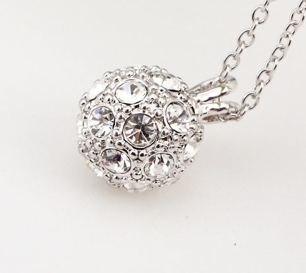 NLFA221 Charm Ball Pendant Necklace