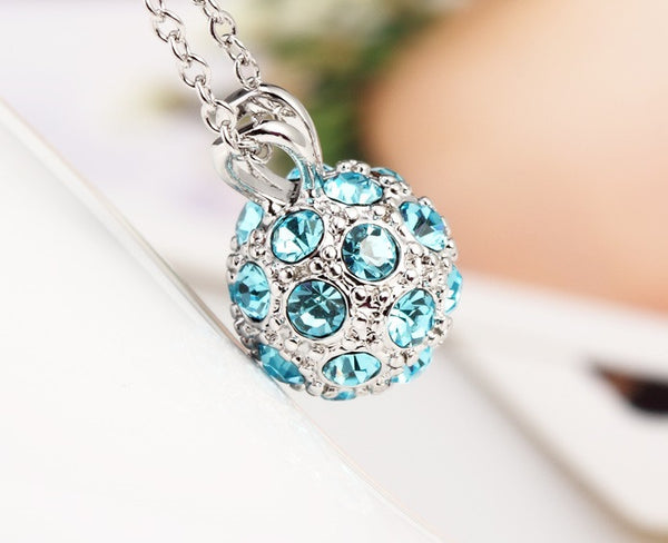 NLFA221 Charm Ball Pendant Necklace